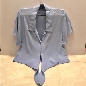 Aritzia- Wilfred tie front top - short sleeves